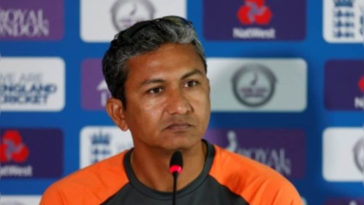 Former India all-rounder Sanjay Bangar appointed RCB batting consultant for IPL 2021