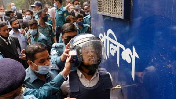 Bangladeshi court sentences five Islamist extremists to death for murder of blogger Avijit Roy