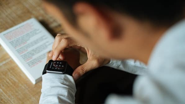 Facebook is building a smartwatch with health features to take on the Apple Watch