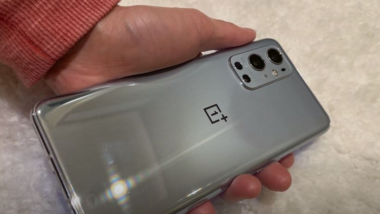 OnePlus 9 Pro. Image: Dave2D/YouTube