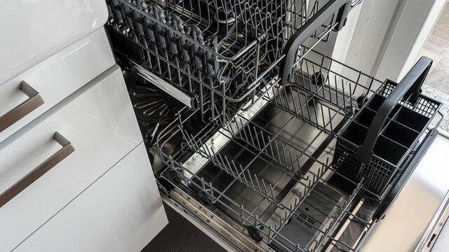 Save your hands with these top electric dishwashers Save your hands with these top electric dishwashers