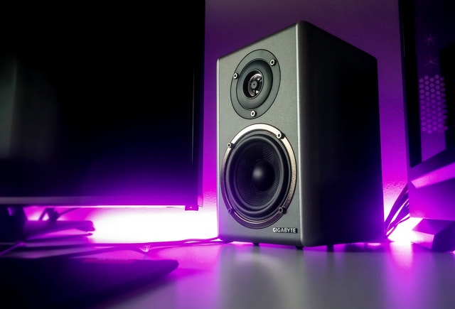 Premium speakers for uncompromising sound quality Premium speakers for uncompromising sound quality