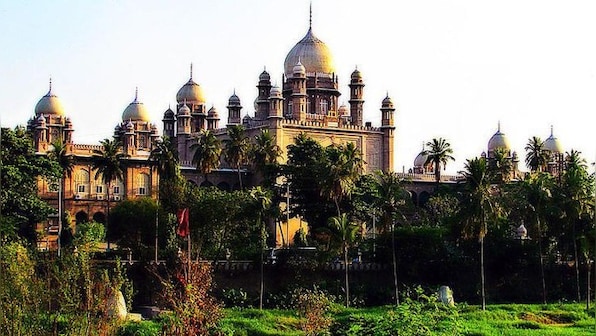 Hurry! Last day to apply for stenographer posts at Telangana HC, here's how to register