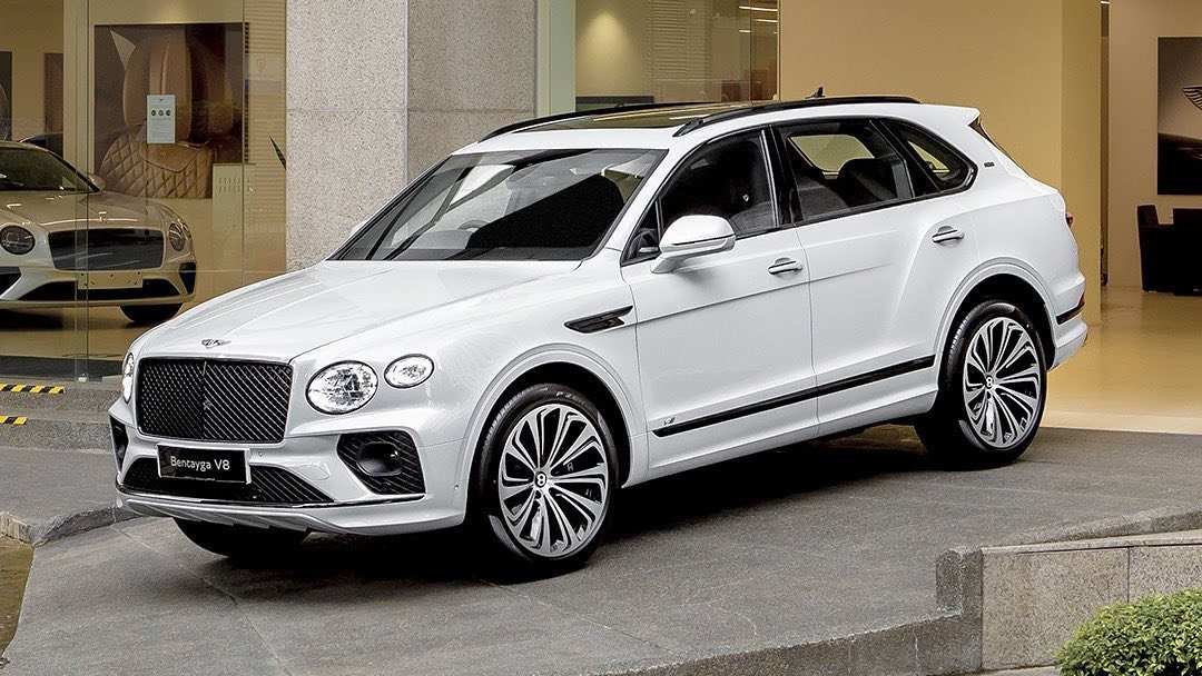 Matrix LED headlights and new grille stand out on the 2021 Bentley Bentayga facelift. Image: Bentley Kuala Lumpur