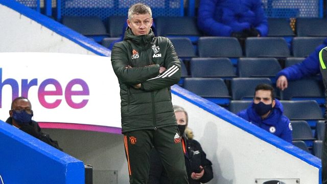 Premier League: VAR penalty controversy leaves Manchester United frustrated after draw against Chelsea; Liverpool end losing streak Premier League: VAR penalty controversy leaves Manchester United frustrated after draw against Chelsea; Liverpool end losing streak