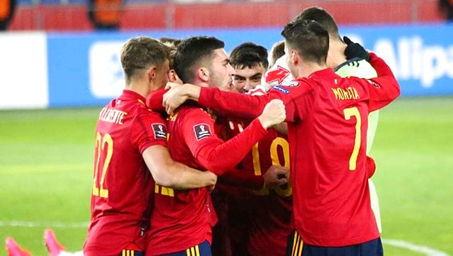 Qualificazioni alla Coppa del Mondo FIFA: un gol nel finale di Dani Olmo salva la Spagna.  Le vittorie di Inghilterra, Italia e Germania