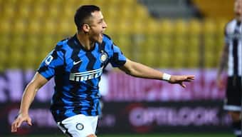 Serie A: 'Like a lion' Alexis Sanchez hits brace to send Inter Milan six points clear at top