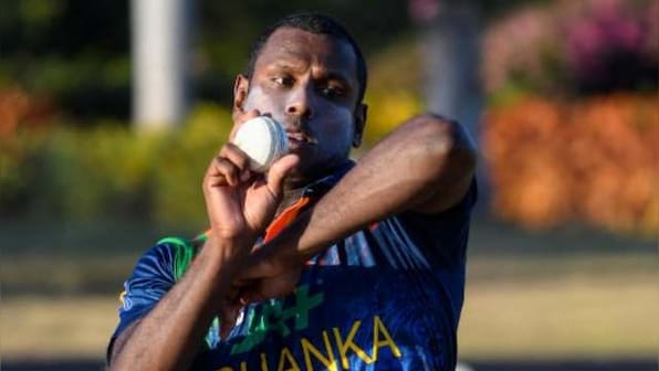 Sri Lanka's national cricketers refuse to sign new contracts as board makes hefty pay cuts