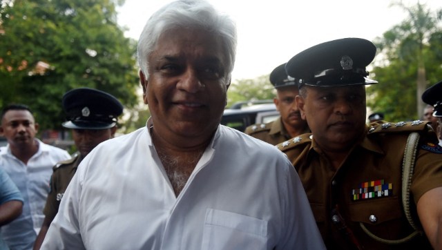 Former World Cup-winning skipper Arjuna Ranatunga slams Sri Lanka Cricket for hiring 'garbage' foreign coaches Former World Cup-winning skipper Arjuna Ranatunga slams Sri Lanka Cricket for hiring 'garbage' foreign coaches