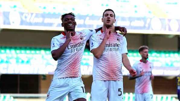 Serie A: AC Milan increase pressure on leaders Inter Milan by beating Hellas Verona; Juventus claim seventh straight win