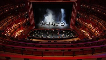 Metropolitan Opera strikes agreement with locked out stagehands over pandemic dues