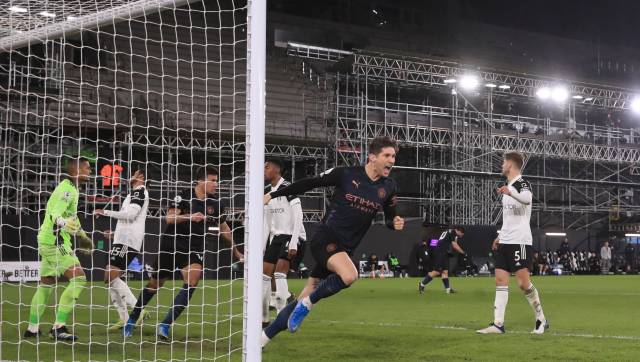 Premier League: Manchester City extend lead, Chelsea stumble in Champions League chase Premier League: Manchester City extend lead, Chelsea stumble in Champions League chase
