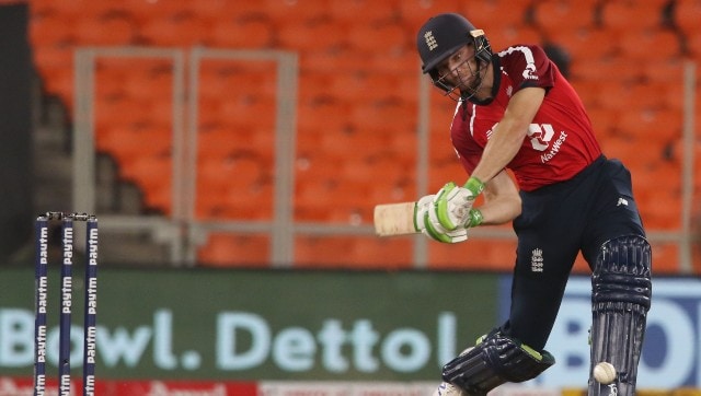 Jos Buttler led England’s charge with an unbeaten half century in the third T20!. Image: Sportzpics