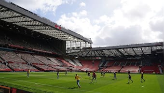 Women’s Super League: Manchester United make Old Trafford debut against West Ham