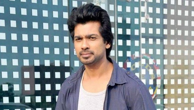 Bombay HC restrains Kamaal R Khan from publishing 'defamatory' reviews about producer Nikhil Dwivedi Bombay HC restrains Kamaal R Khan from publishing 'defamatory' reviews about producer Nikhil Dwivedi
