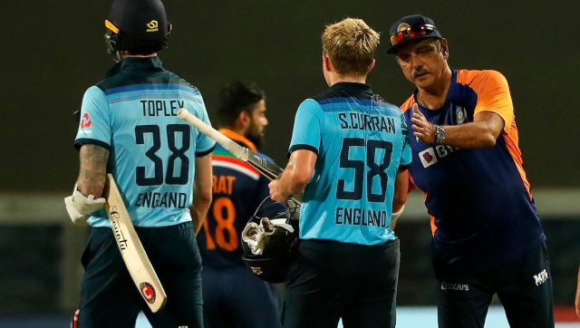 India vs England: Jos Buttler sees 'shades' of MS Dhoni in Sam Curran's valiant 95 not out in third ODI India vs England: Jos Buttler sees 'shades' of MS Dhoni in Sam Curran's valiant 95 not out in third ODI