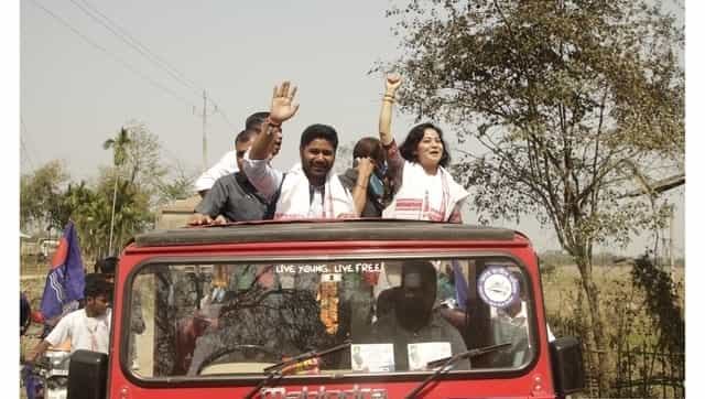 AJP president Lurinjyoti Gogoi taking part in a party rally at Duliajan Assembly constituency in Assam. Image courtesy Lurinjyoti Gogoi's Facebook page