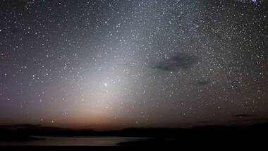Mars dust is sweeping the inner solar system, leaving a faint glow in night sky: Study