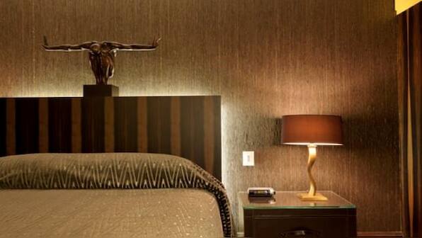 Fancy Bedside Lights for decorating your room