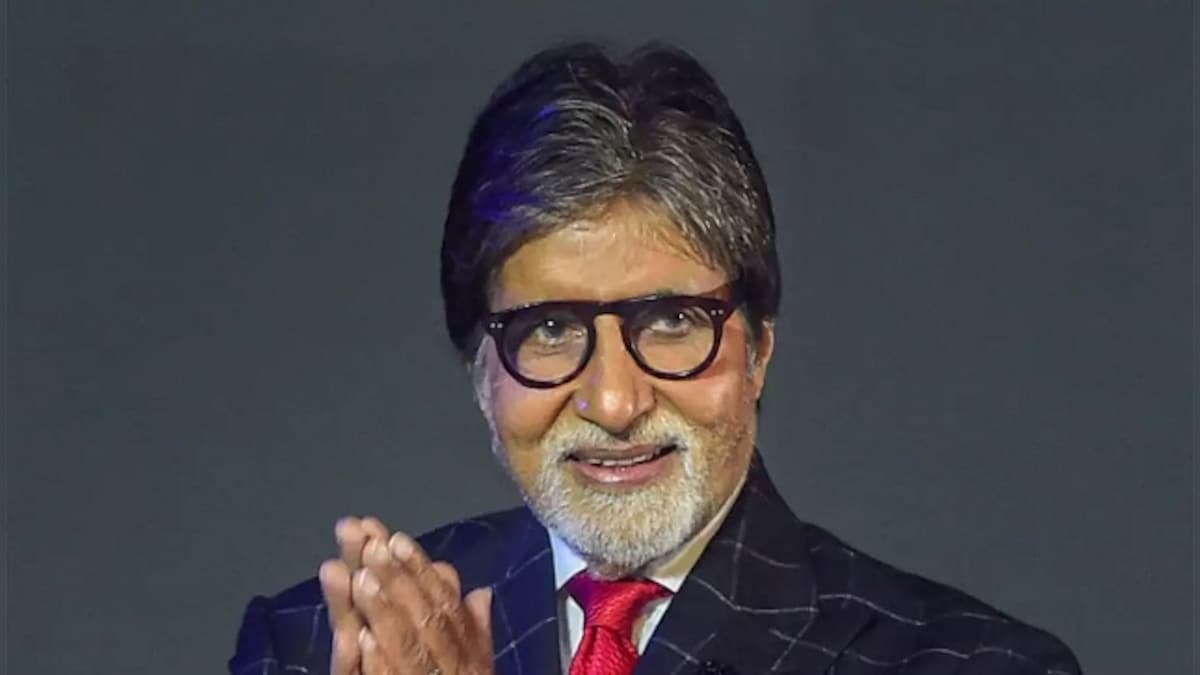 Amitabh Bachchan donates Rs 2 crore to COVID-19 facility set up by Delhi gurudwara