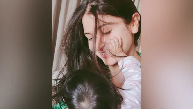 On International Women's Day, Virat Kohli shares picture of Anushka Sharma, daughter Vamika
