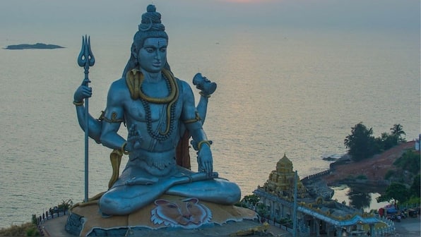 Happy Mahashivratri 2021 messages, greetings to share with your family and friends