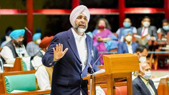 Punjab govt dedicates Rs 1,68,015 crore budget to protesting farmers, announces loan waivers