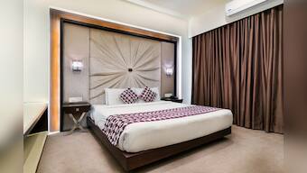 Smart bedside lights for aesthetic room