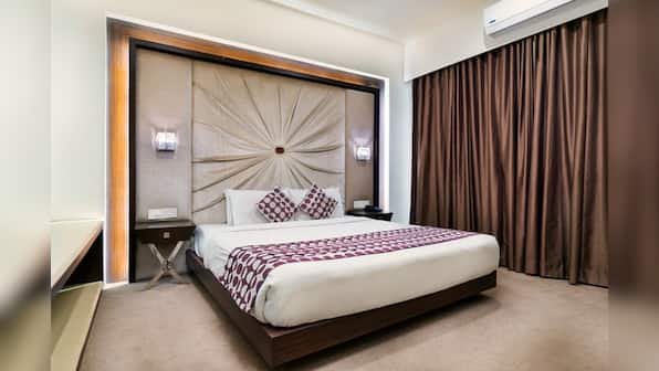 Smart bedside lights for aesthetic room