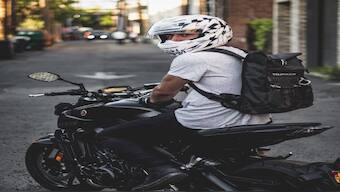 Motorcycle Tank Bags for extra space while riding
