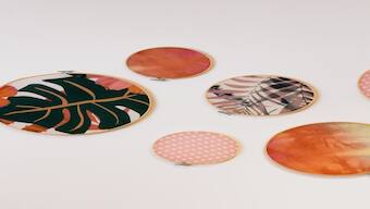 Pocket cases for earphones