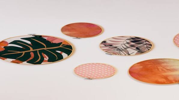 Pocket cases for earphones