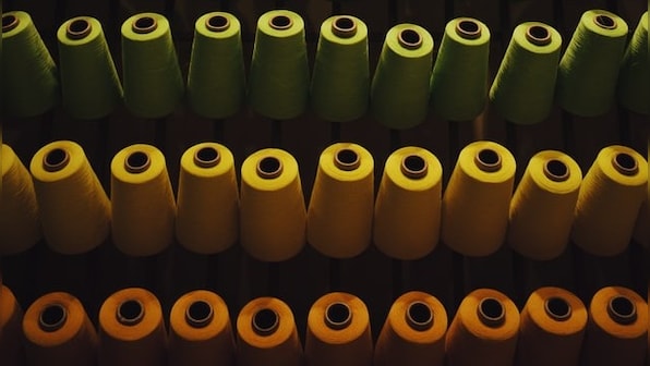 Maharashtra government to invest Rs 36,000 crore in textile industry; generate 10 lakh jobs