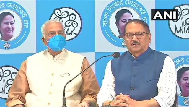 Ex-BJP leader Yashwant Sinha joins TMC, says attack on Mamata Banerjee was 'tipping point' Ex-BJP leader Yashwant Sinha joins TMC, says attack on Mamata Banerjee was 'tipping point'