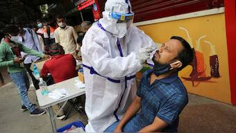 Vaccine hesitancy: Should we tell stories of vaccine sceptics who have died of COVID-19?