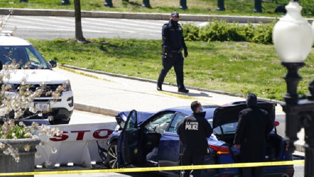 US Capitol on lockdown after car rams barricade, injuring two officers; driver shot US Capitol on lockdown after car rams barricade, injuring two officers; driver shot