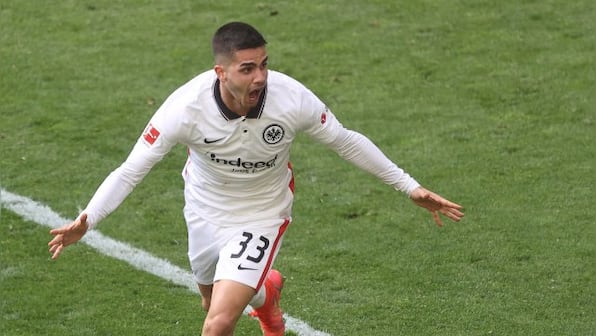 Bundesliga: Andre Silva's late winner sees Frankfurt deal hammer blow to Dortmund's Champions League hopes