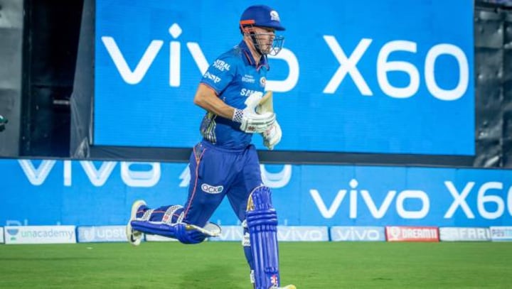 Chris Lynn to play in both BBL and ILT20 after signing groundbreaking deal with Cricket Australia