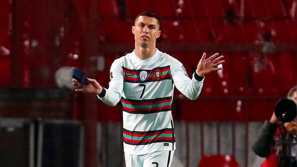 Captain’s armband thrown away by Cristiano Ronaldo fetches €64,000 at charity auction