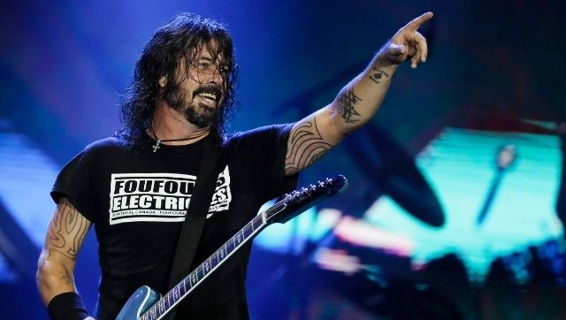 Dave Grohl's memoir The Storyteller to be released in October 2021; will trace his prolific musical journey Dave Grohl's memoir The Storyteller to be released in October 2021; will trace his prolific musical journey