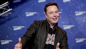 Elon Musk lives up to Twitter promise, sells $1.1 billion in Tesla shares to pay taxes