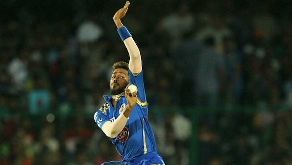 Hardik Pandya getting closer to playing but MI won't rush him back, says Shane Bond