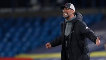 Liverpool boss Jurgen Klopp blasts Manchester United red card story as 'fake news'