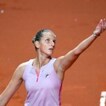 Stuttgart Open: Former world number ones Karolina Pliskova, Angelique Kerber advance to second round with contrasting wins