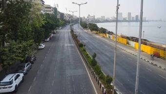 Maharashtra govt hints at lockdown, BJP offers support; CM to meet COVID task force today