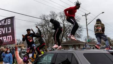 Clashes erupt in Minneapolis after police shoot dead 20-year-old Black man