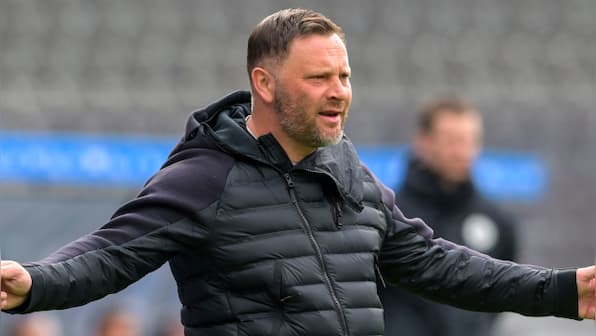 Bundesliga: Hertha Berlin to move into closed accommodation after coach Pal Dardai, two others contract COVID-19