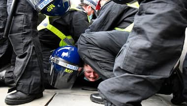 'Kill the Bill' protests: 107 arrested as demonstrators clash with police at central London rally