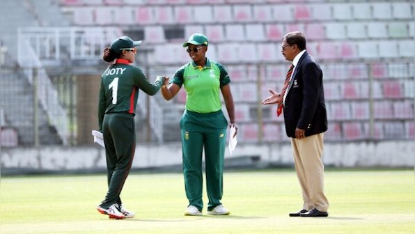 COVID-19 concerns force South Africa's women's cricket team to cut short emerging tour in Bangladesh