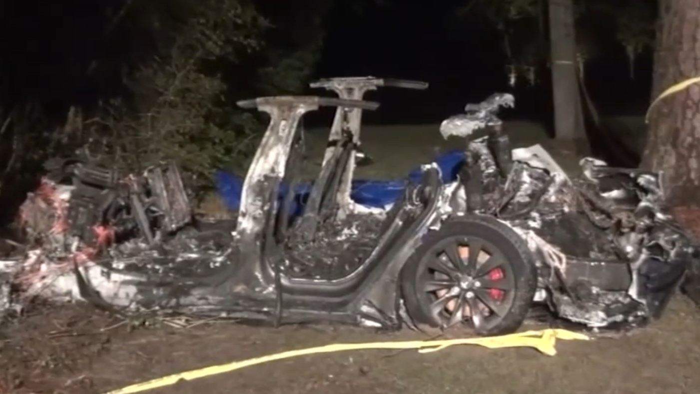 Two killed in fiery Tesla Model S crash, authorities say ‘there was no one driving’ Two killed in fiery Tesla Model S crash, authorities say ‘there was no one driving’